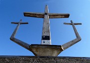 61 Le Tre Croci dei vetta del Monte Molinasco